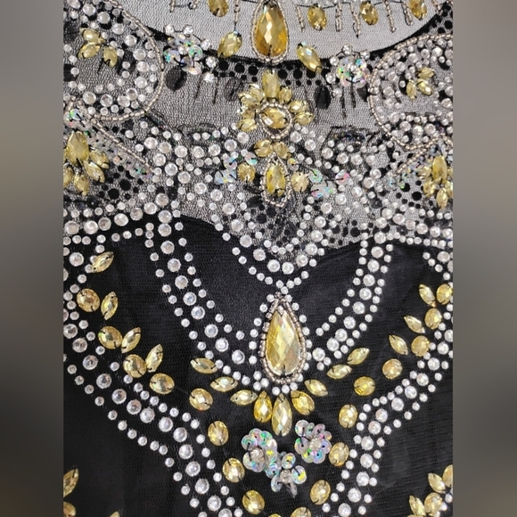 DANCING QUEEN GEM DRESS - Picture 5 of 7